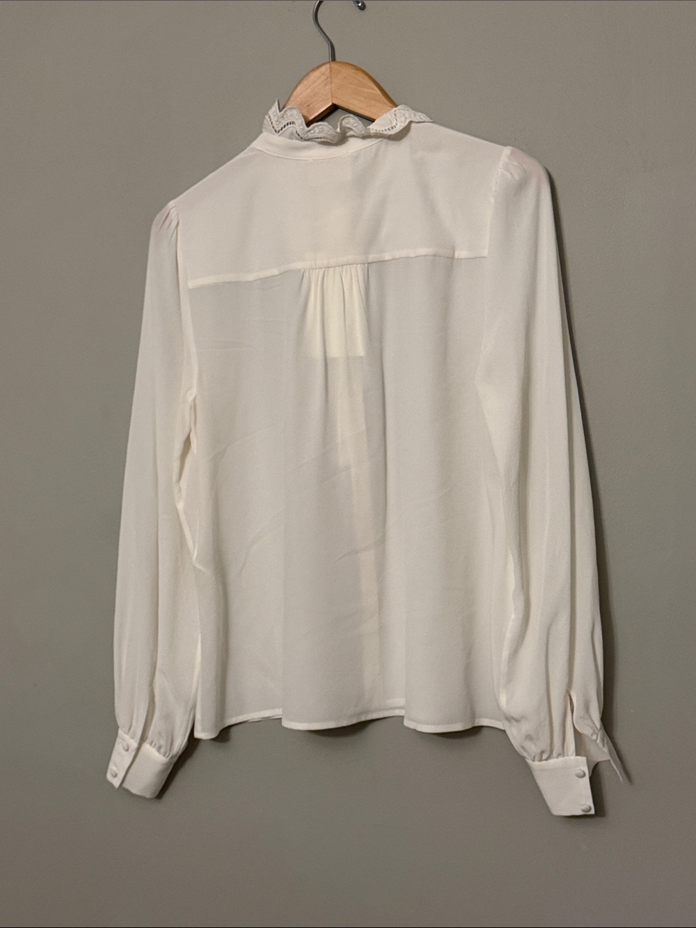 Sézane Chlo Shirt White Embroidered Blouse Sz 38 NWT - Picture 4 of 7